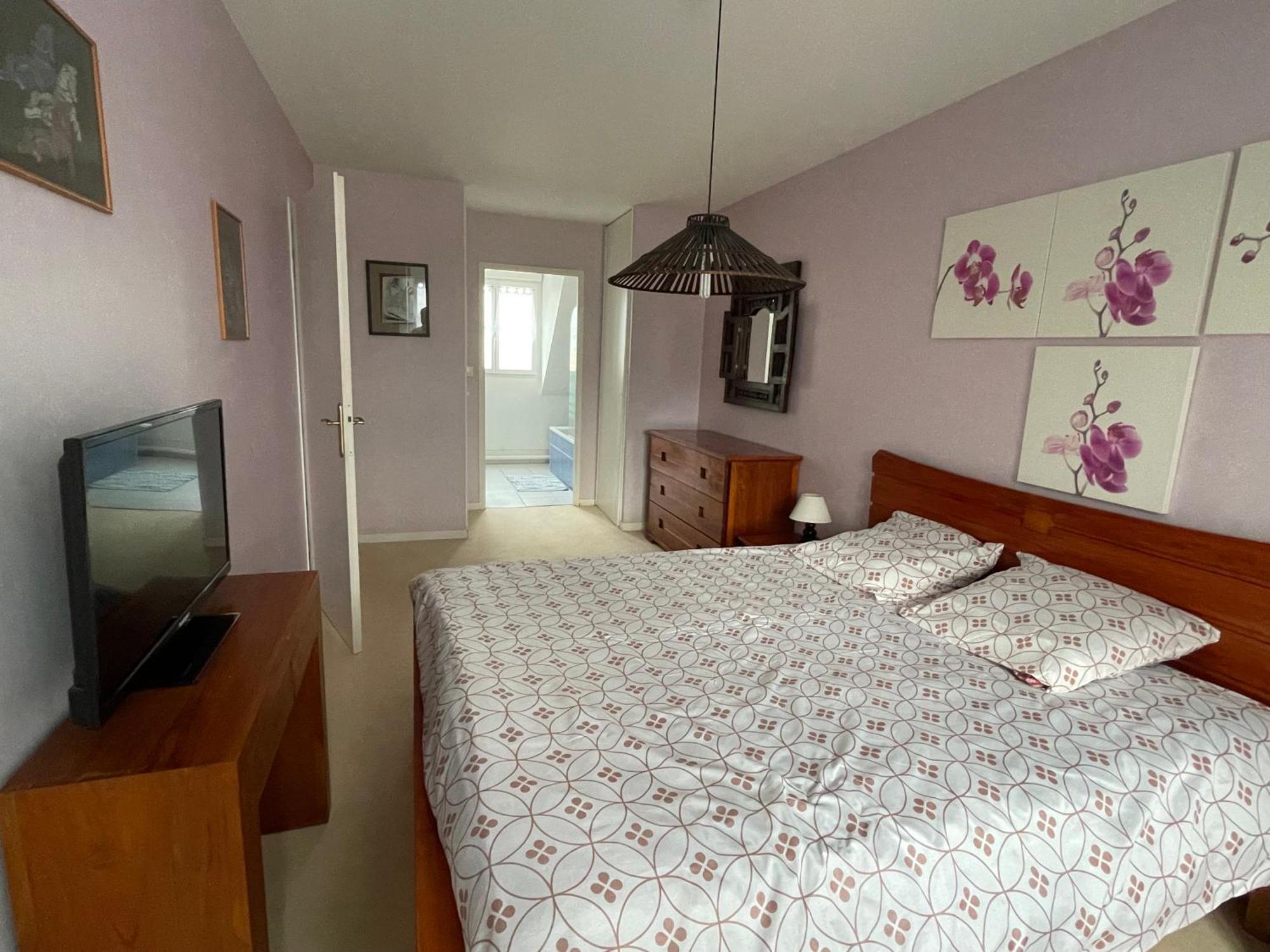 Maison Calme Et Cosy A Port-En-Bessin Pres Du Golf Et De La Mer Exterior photo
